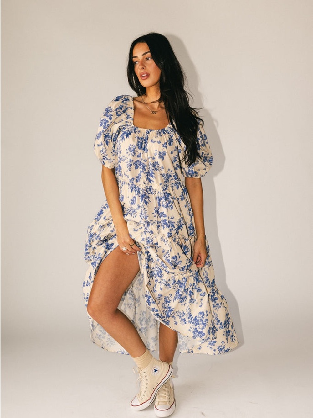 DAYMAKER DRESS // BLUE FLORAL *ZOCO EXCLUSIVE* - Picture 2 of 6